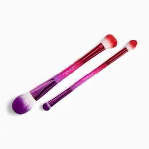 NEW F.A.R.A.H Shade and Blend Brush + Blush & Highlight Brush Set